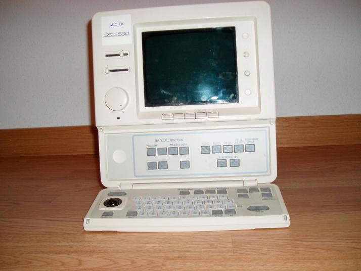 Ecógrafo ALOKA SSD500.