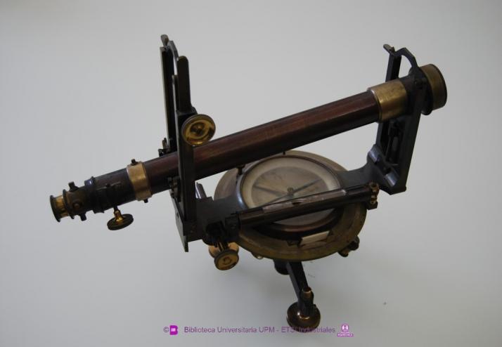 Museo Virtual ETSII - Theodolite