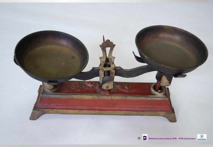 Museo Virtual ETSII - Balance Robenzal or Balance Cross