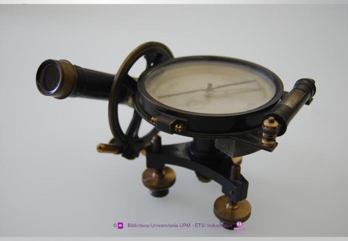 Museo Virtual ETSII - Compass 2