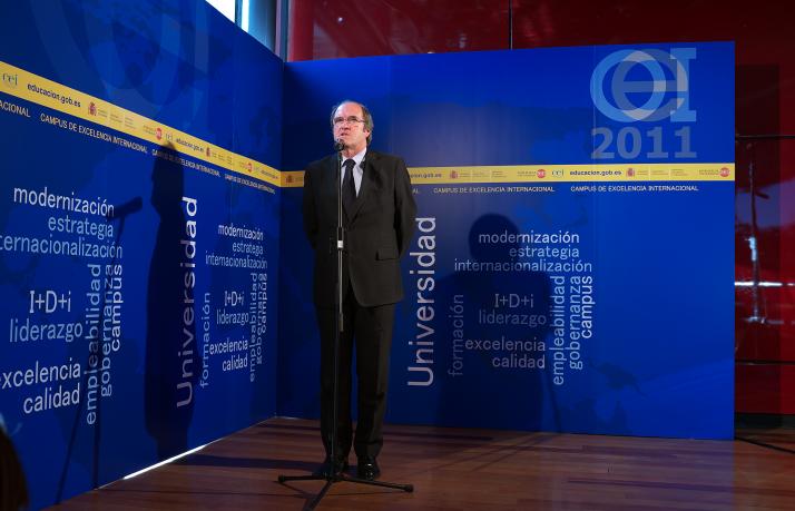 Education Minister Ángel Gabilondo