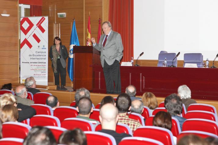 Carlo Rubbia, Fisics Nobel Prize, conference