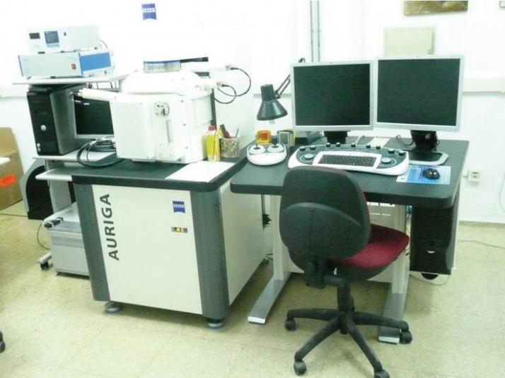 Imagen del nuevo microscopio que se está instalando