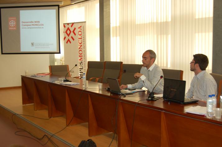 Sergio González y Carlos Ancochea presentan el desarrollo del nuevo portal Web www.campusmoncloa.es