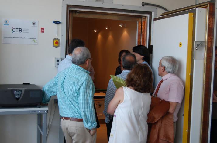 Visit to the Magnetoencephalography Centre